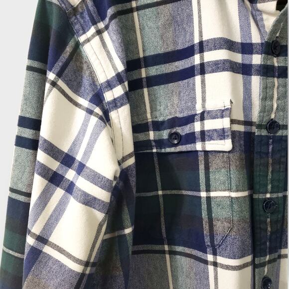 LL Bean Mens Chamois Green Plaid Flannel Button Up Shirt Sz XLT Pockets Rugged - Picture 4 of 11